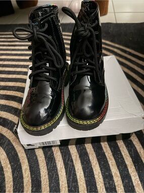 Kurt Geiger Black Patent Kids Lace-Up Boots with Rainbow Trim